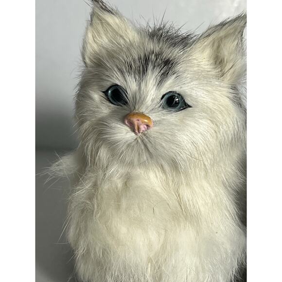 2 Vintage Real Rabbit Fur Cats Kittens Black Lifelike Miniature Cat Kitten - Picture 2 of 11